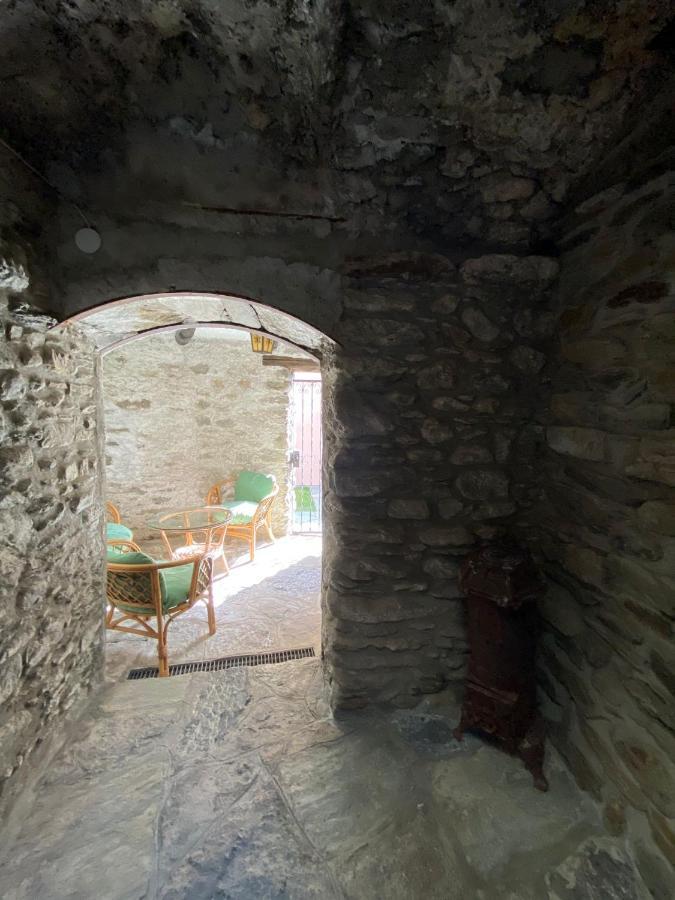 Independent Stone House With Lake View 穆索 外观 照片