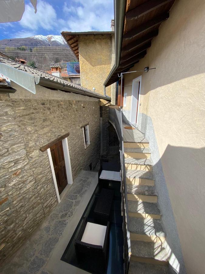 Independent Stone House With Lake View 穆索 外观 照片