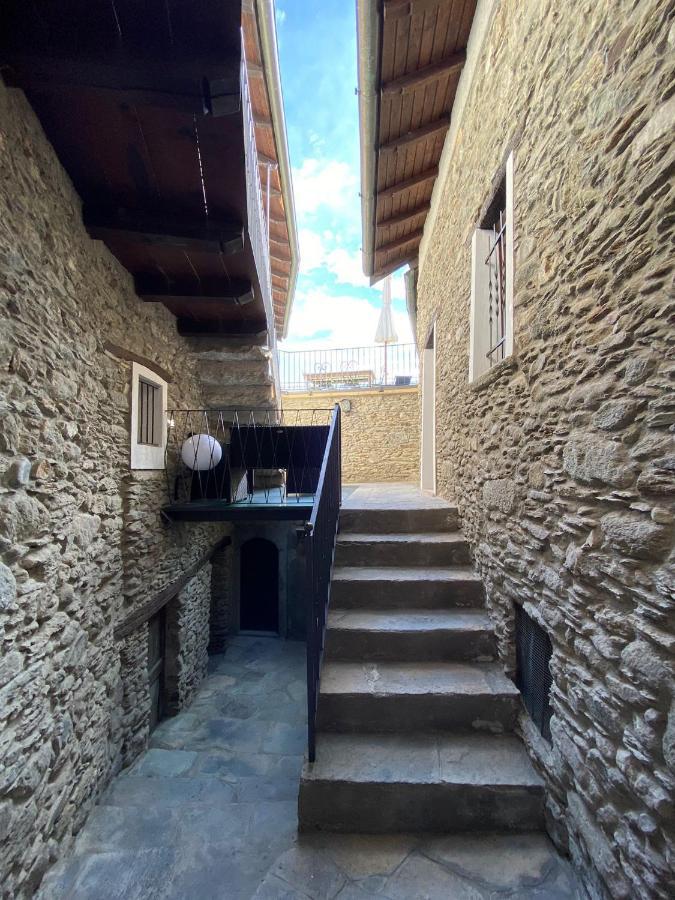 Independent Stone House With Lake View 穆索 外观 照片